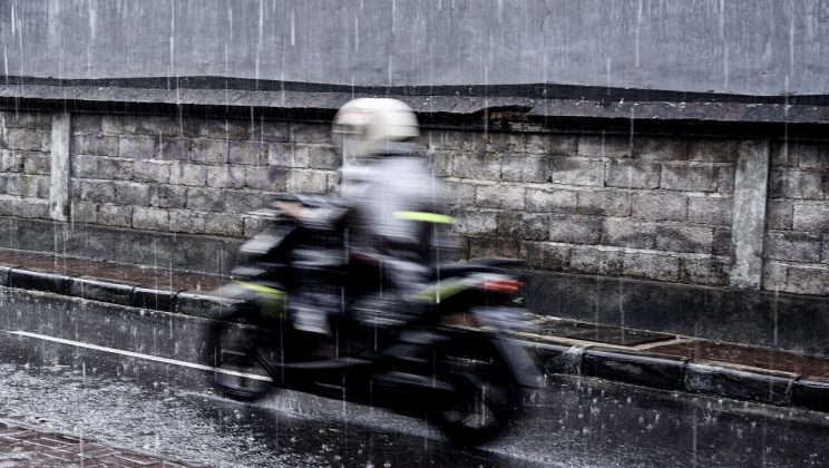 雨の日も安全に走りたい！